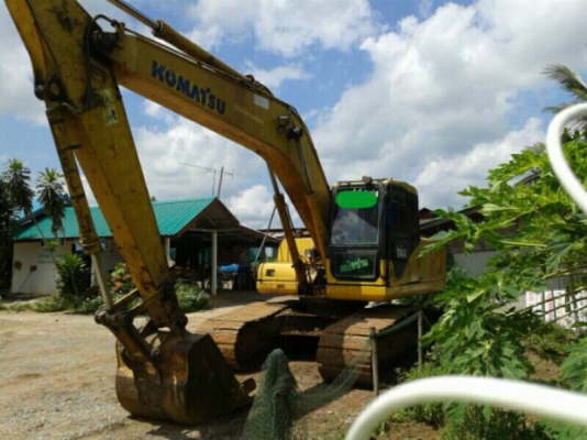 ขาย โคมัตสุ PC200-7 ชั่วโมง14XXX รถปี2006 เครี่องปั้มผ่านช่วงล่างเต็ม เอวไม่หลวม เอกสารครบพร้อมใช้งาน