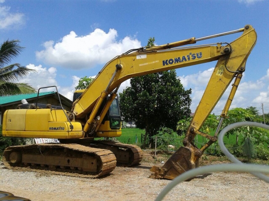 ขาย โคมัตสุ PC200-7 ชั่วโมง14XXX รถปี2006 เครี่องปั้มผ่านช่วงล่างเต็ม เอวไม่หลวม เอกสารครบพร้อมใช้งาน