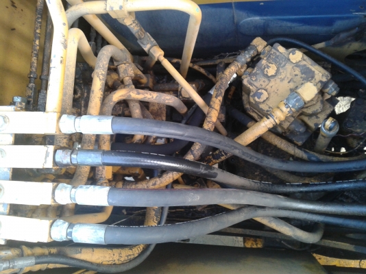 ขาย KOMATSU PC60-5 สภาพสวย เดิมๆ อาร์มพิเศษ เอกสารใบอินวอยล์ แอร์พร้อม ช่วงล่างเต็มแทรกใหญ่พร้อมใช้งาน ขาย KOMATSU PC60-5 สภาพสวย เดิมๆ อาร์มพิเศษ เอกสารใบอินวอยล์ แอร์พร้อม ช่วงล่างเต็มแทรกใหญ่พร้อมใช้งาน