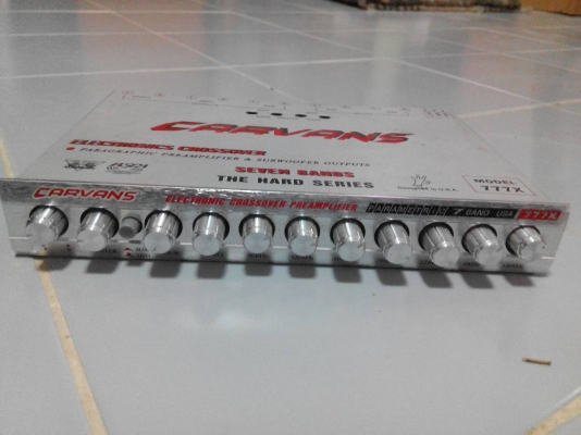 ปรีแอมป์ Carvans 7 Band