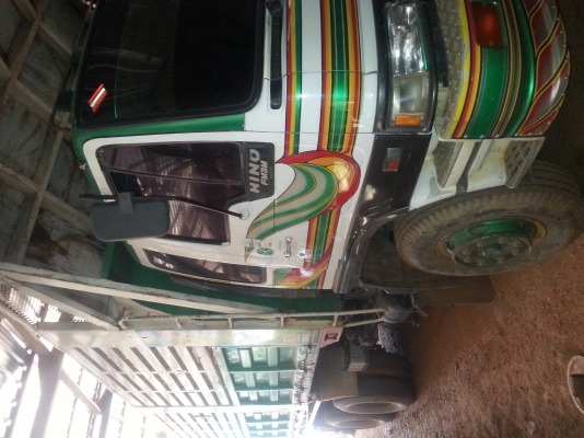 ขายสิบล้อ2เพลา hino3mดั้ม