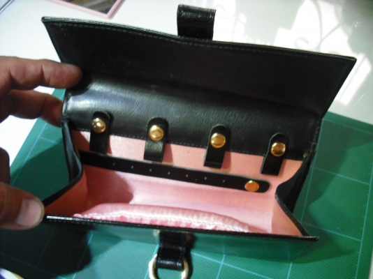 กระเป๋าใส่แหวนและเครื่องประดับ สวยหรู