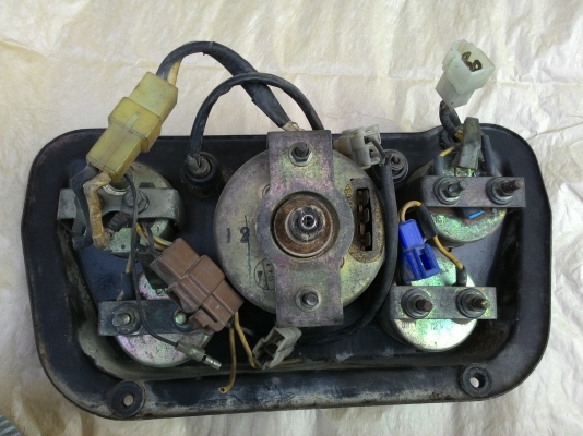 เรือนไมล์จิ๊ปมาใหม่สวยๆๆปลั๊กครบ 12v และ24v  เหลือ 2ตัว