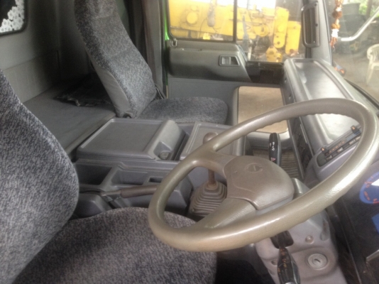 10ล้อตู้แห้ง..ยาว7.20เมตร 195แรง HINO FF3HPKA-10253  เครื่องHO7D-A85483..รถสวยมากๆ พร้อมใช้ เล่มพร้อม.