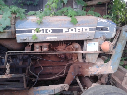 ขายเหมา 3 รายการ  โคมัสสุล้อยาง120-3  6ล้อดั้มอีซูสุ  88 แรงม้า  รถไถ่ฟอร์ 6610