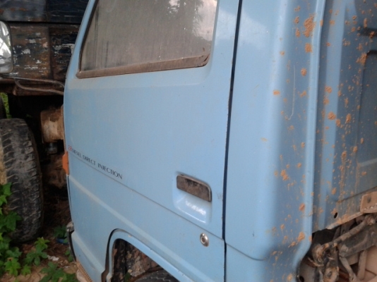 ขายเหมา 3 รายการ  โคมัสสุล้อยาง  120-3 6ล้อดั้มอีซูสุ  88 แรงม้า  รถไถ่ฟอร์ 6610