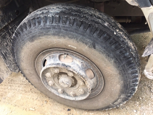 ขายรถ10ล้อดั้มพ์ HINO FM3MNLD เครื่อง 240แรงม้า ปี38 กระจกไฟฟ้า สนใจโทร 081-970-1072