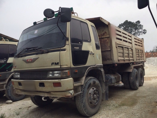 ขายรถ10ล้อดั้มพ์ HINO FM3MNLD เครื่อง 240แรงม้า ปี38 กระจกไฟฟ้า สนใจโทร 081-970-1072