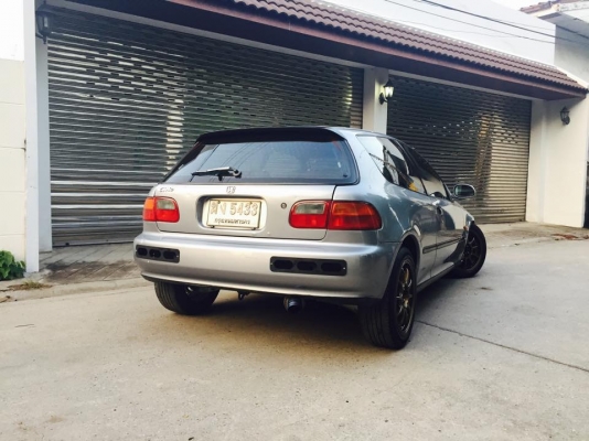 รถบ้าน CIVIC ตัวท๊อบเครื่องV-tec กล่องแต่งMaxจูนE85 แอร์เย็นฉ่ำ ใครมองหาอยู่ไม่ผิดหวังครับ