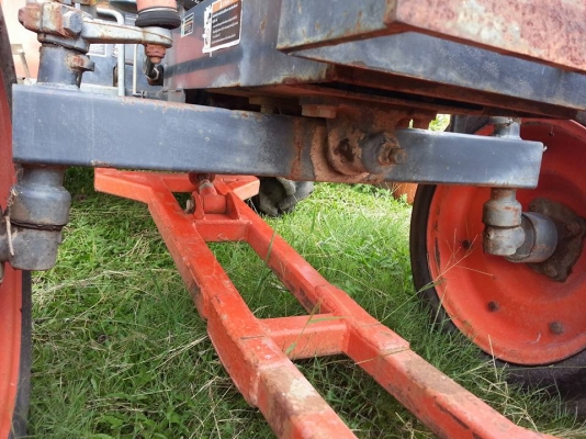 คูโบต้า KRT 140 พลัส ใบมีดดันหน้าช้าง  ทำงาน 784 ชั่วโมง..เอกสารเล่มทะเบียนพร้อมครับ