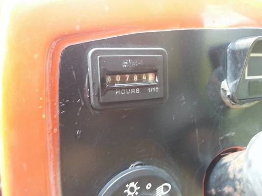 คูโบต้า KRT 140 พลัส ใบมีดดันหน้าช้าง  ทำงาน 784 ชั่วโมง..เอกสารเล่มทะเบียนพร้อมครับ
