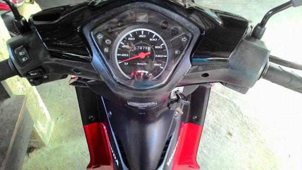 ขายเวฟ110i ปี56 สภาพสวย พร้อมใช้งาน เครื่องเดิมๆ รถมือเดียว ผู้หญิงใช้