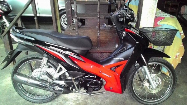 ขายเวฟ110i ปี56 สภาพสวย พร้อมใช้งาน เครื่องเดิมๆ รถมือเดียว ผู้หญิงใช้