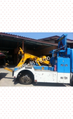 ขายด่วน!!! ชุดยกรถยนต์ไฮดรอลิคทั้งหมด มีเครนหลัง สภาพพร้อมใช้งาน !!!