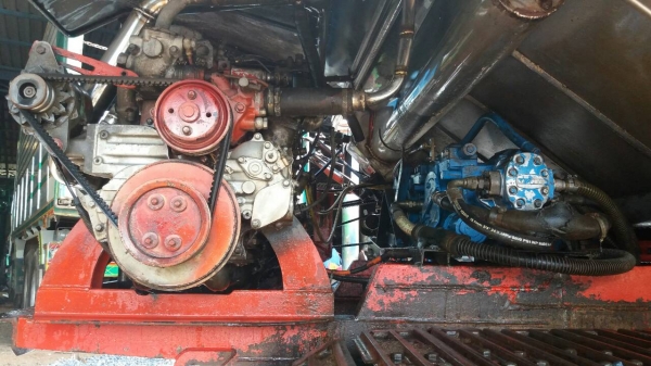 ขายรถเกี่ยวเครื่อง HO7Dพร้อมโทเบอร์