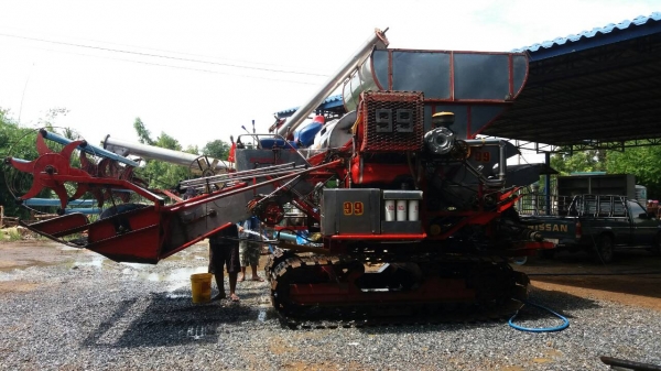 ขายรถเกี่ยวเครื่อง HO7Dพร้อมโทเบอร์