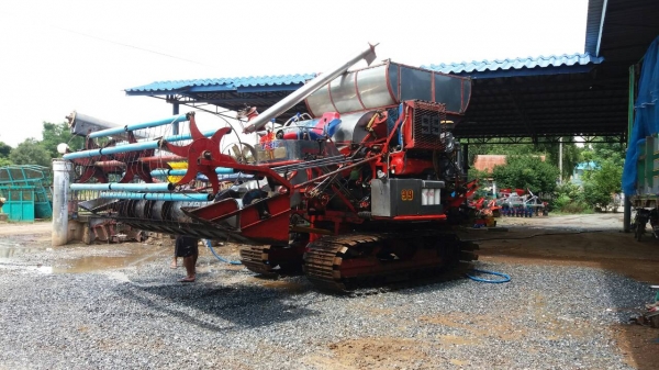 ขายรถเกี่ยวเครื่อง HO7Dพร้อมโทเบอร์