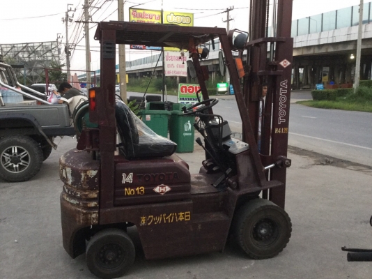 รถฟอล์คลิฟท์ โตโยต้า รุ่น 5 เบนซิล 1.4ตัน เสา 4 ม. พร้อมใช้งานครับ