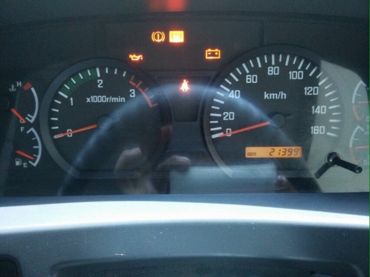 รถอีซูซุ 6 ล้อดั้ม FTR 240 แรงม้า. ปี 56 ( รถวิ่ง 2x,xxx กม.  )    สนใจติดต่อ  081 - 6079515