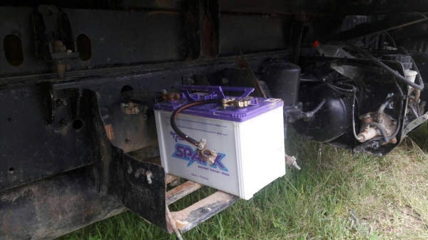 รถฮีโน่ 6 ล้อดั้ม  FC4J  150 แรงม้า. ปี 51    สนใจติดต่อ  081 - 6079515