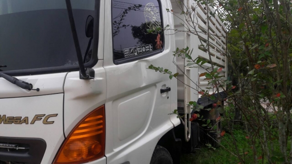 รถฮีโน่ 6 ล้อดั้ม  FC4J  150 แรงม้า. ปี 51    สนใจติดต่อ  081 - 6079515