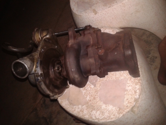 ขายเทอร์IHI c6 ตรงรุ่น hino ho6c turbo