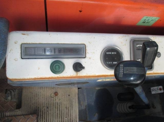 ขายรถขุด KUBOTA KH033 เท่ากับPC35รถเก่านอกแท้ มีเอกสารใบอินวอย รถไม่เคยใช้งานในไทย สนใจติดต่อ099-907-9273กิ๊ฟ