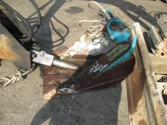 ขายรถขุด KUBOTA KH033 เท่ากับPC35รถเก่านอกแท้ มีเอกสารใบอินวอย รถไม่เคยใช้งานในไทย สนใจติดต่อ099-907-9273กิ๊ฟ