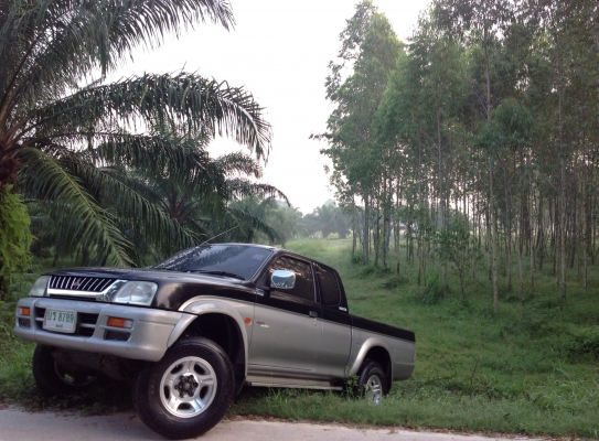 มิตซูบิชิ สตราด้าแค๊ป โฟวิล ขับเคลื่อนสี่ล้อ มิตซูบิชิ สตราด้าแค๊ป โฟวิล ขับเคลื่อนสี่ล้อ