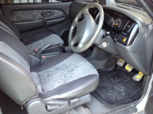 มิตซูบิชิ สตราด้าแค๊ป โฟวิล ขับเคลื่อนสี่ล้อ มิตซูบิชิ สตราด้าแค๊ป โฟวิล ขับเคลื่อนสี่ล้อ