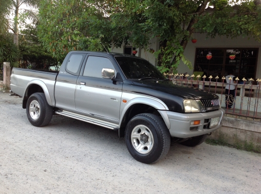 มิตซูบิชิ สตราด้าแค๊ป โฟวิล ขับเคลื่อนสี่ล้อ มิตซูบิชิ สตราด้าแค๊ป โฟวิล ขับเคลื่อนสี่ล้อ