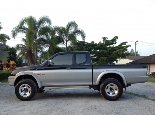 มิตซูบิชิ สตราด้าแค๊ป โฟวิล ขับเคลื่อนสี่ล้อ มิตซูบิชิ สตราด้าแค๊ป โฟวิล ขับเคลื่อนสี่ล้อ