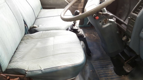 ขาย 4 ล้อ NKR ปี 37 เครื่อง 4JB1 88 แรงม้า เกียร์สั้นแท้ คัสซีสวยตลอดเส้น เก๋งบางเดิมไม่เคยทำสี ทะเบียนพร้อมโอนครับ