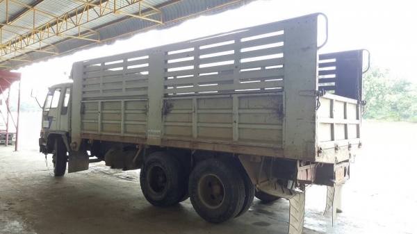 ขาย 10 ล้อ เพลาเดียว HINO FL3H เครื่องเดิม HO7D 195 แรงม้า เกียร์เดิม คัสซีสวยตลอดเส้น เบรคทิฟฟี่ ยางเต็ม ทะเบียนพร้อมโอนครับ ขาย 10 ล้อ เพลาเดียว HINO FL3H เครื่องเดิม HO7D 195 แรงม้า เกียร์เดิม คัสซีสวยตลอดเส้น เบรคทิฟฟี่ ยางเต็ม ทะเบียนพร้อมโอนครับ