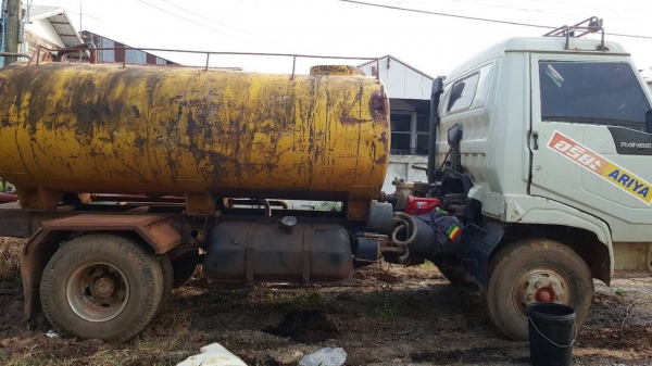 ขายรถน้ำ 6 ล้อ HINO KM777 ไม่มีเล่มทะเบียน เครื่อง 117 แรงม้า รถใช้งานได้ปกติ ราคาถูกครับ ขายรถน้ำ 6 ล้อ HINO KM777 ไม่มีเล่มทะเบียน เครื่อง 117 แรงม้า รถใช้งานได้ปกติ ราคาถูกครับ