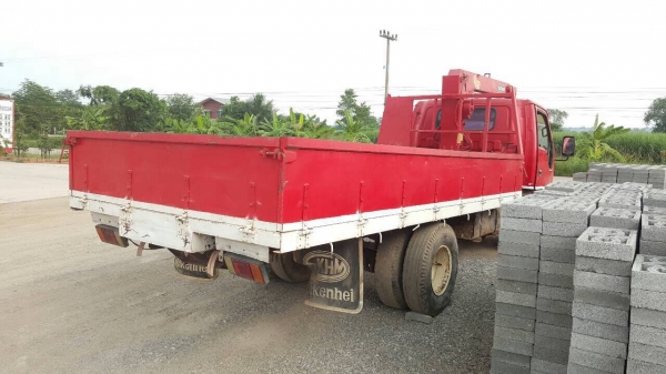 ขาย 6 ล้อ NPR66LX5S ปี 39 เครื่อง 4HF1 120 แรงม้าฝาดำ ติดเครน TADANO 3 ตัน คัสซีสวยตลอดเส้น รถพร้อมใช้ ทะเบียนพร้อมโอนครับ