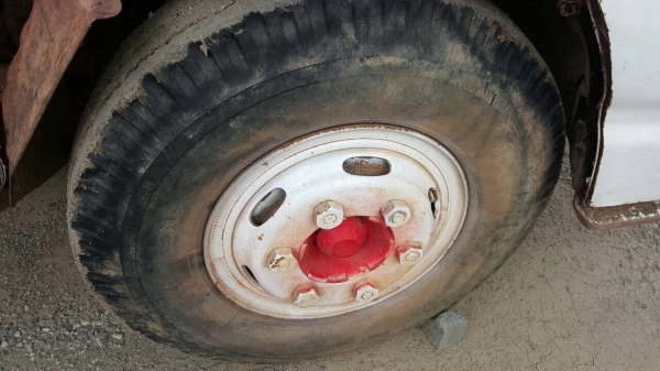 ขาย 6 ล้อ NPR66LX5S ปี 39 เครื่อง 4HF1 120 แรงม้าฝาดำ ติดเครน TADANO 3 ตัน คัสซีสวยตลอดเส้น รถพร้อมใช้ ทะเบียนพร้อมโอนครับ