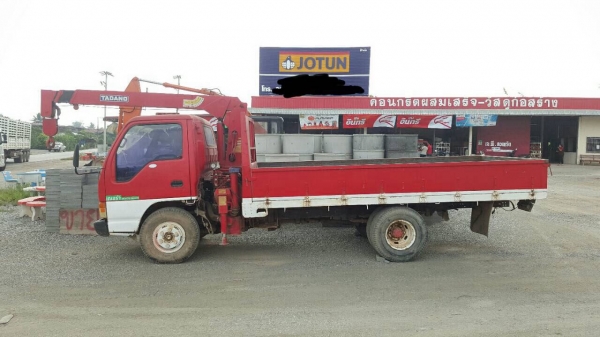 ขาย 6 ล้อ NPR66LX5S ปี 39 เครื่อง 4HF1 120 แรงม้าฝาดำ ติดเครน TADANO 3 ตัน คัสซีสวยตลอดเส้น รถพร้อมใช้ ทะเบียนพร้อมโอนครับ