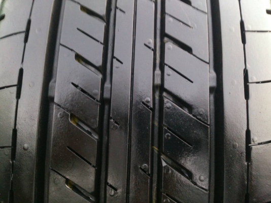 ขายยางถอดป้ายแเดง บริดสโตน ดูราวิส 215/65R16 ปี15 ตุ่มยางใหม่อยู่ครบทุกเส้น สวยๆ จำนวน 4 เส้น ขายยางถอดป้ายแเดง บริดสโตน ดูราวิส 215/65R16 ปี15 ตุ่มยางใหม่อยู่ครบทุกเส้น สวยๆ จำนวน 4 เส้น