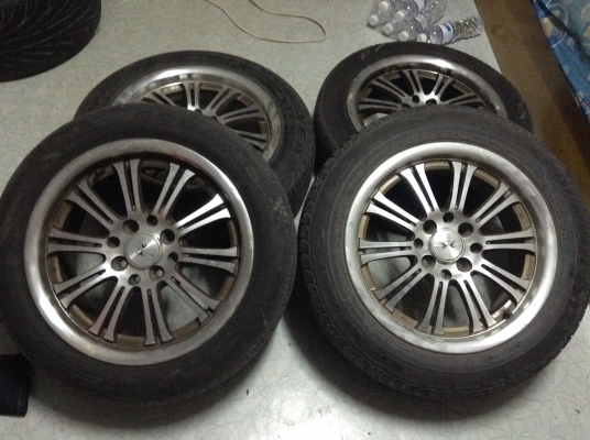 แม็กขอบ 15 นิ้ว 4 รู 100/114 กว้าง 7 นิ้วแถมยางพร้อมใช้ แม็กขอบ 15 นิ้ว 4 รู 100/114 กว้าง 7 นิ้วแถมยางพร้อมใช้