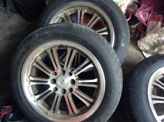 แม็กขอบ 15 นิ้ว 4 รู 100/114 กว้าง 7 นิ้วแถมยางพร้อมใช้ แม็กขอบ 15 นิ้ว 4 รู 100/114 กว้าง 7 นิ้วแถมยางพร้อมใช้