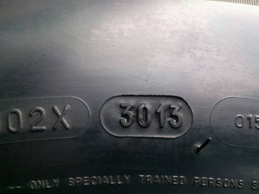 ขายยาง มิชลิน 265/65R17 ยางปี13 ดอกยางหนาสดเท่ากันไม่แตกลายไม่ร้าวไม่กินข้างไม่มีปะสวยมาก จำนวน 1 ชุด ขายยาง มิชลิน 265/65R17 ยางปี13 ดอกยางหนาสดเท่ากันไม่แตกลายไม่ร้าวไม่กินข้างไม่มีปะสวยมาก จำนวน 1 ชุด