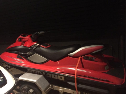 **** ขาย Jetski seadoo gtx bombardier ****ราคาพร้อมเทรลเลอร์ **** เครื่องแรงเหินแม่น้ำ .. ราคาคุยกัน ++++