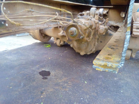 ขายเพลาโบกี้แท่นเตี้ยขับเคลื่อน2เพลา ตัดติดแชชซี ติดรถเซียงกงมาครับ