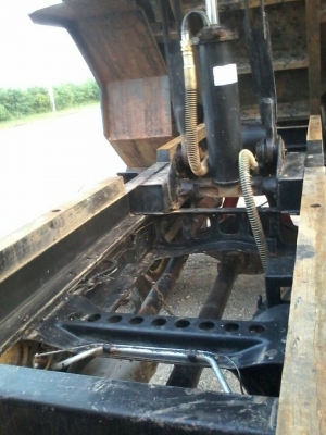 ขาย6ล้อHINO Mega144 ปี50 กระบะดั้มสามมิตรยาว3.80เมตร ขาย6ล้อHINO Mega144 ปี50 กระบะดั้มสามมิตรยาว3.80เมตร