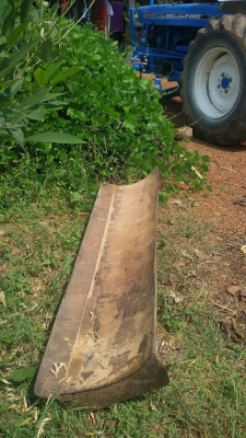 รถไถ FORD รุ่น68 ว่างเครื่อง 6สูบ รุ่น8210 อุปกรณ์ครบ ผานหน้า ผานหลัง เครื่องแรงดันดี รถไถ FORD รุ่น68 ว่างเครื่อง 6สูบ รุ่น8210 อุปกรณ์ครบ ผานหน้า ผานหลัง เครื่องแรงดันดี