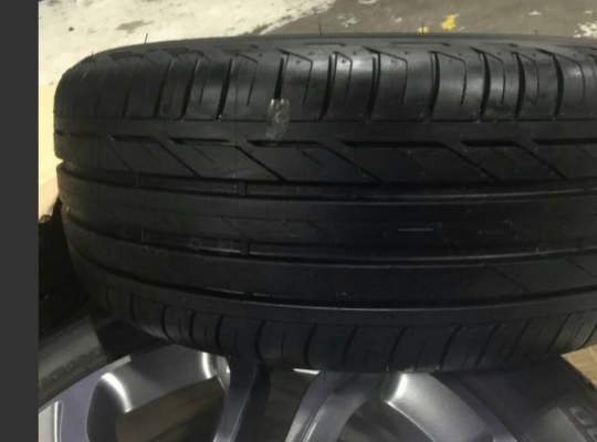 ขายล้อ benz ตัว ใหม่  w205 ติดรถ วิ่ง ไม่ถึง 20โลเลยคับขาย 33000