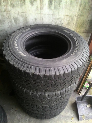 BF GOODRICH ALLTERRIN 265-75-16 ปี10 ถูกๆครับ BF GOODRICH ALLTERRIN 265-75-16 ปี10 ถูกๆครับ