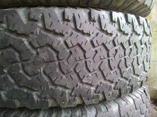BF GOODRICH ALLTERRIN 265-75-16 ปี10 ถูกๆครับ BF GOODRICH ALLTERRIN 265-75-16 ปี10 ถูกๆครับ