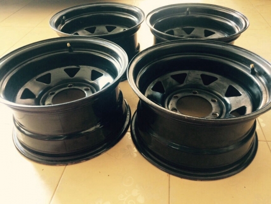 ล้อกะทะ 15 สวยๆครับ